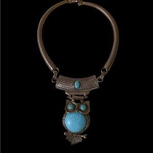 Owl Collar Necklace -Color: Silver Tone/Faux Turquoise Gemstone-Size: Medium